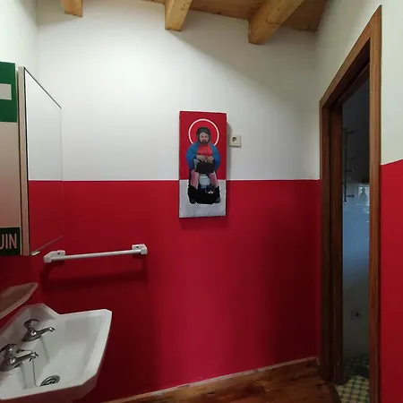 Espaciosa Casa De Aldea, Arte Y Descanso Дом отдыха *