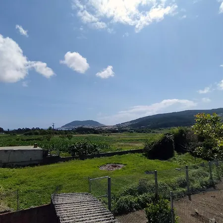 Espaciosa Casa De Aldea, Arte Y Descanso